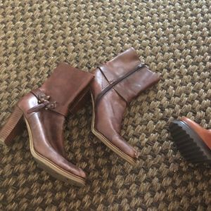 Bootie 3' heel worn a bit Nine West